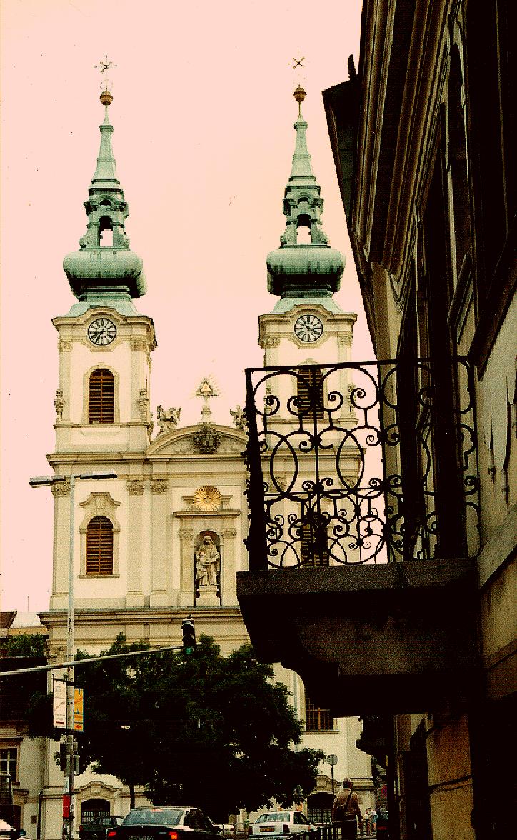 buda.JPG (184979 bytes)