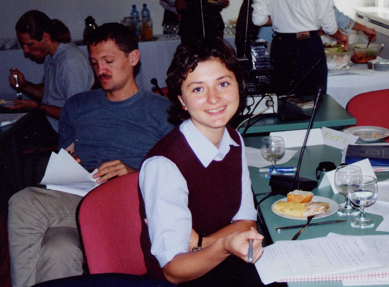 dasha.jpg (109869 bytes)